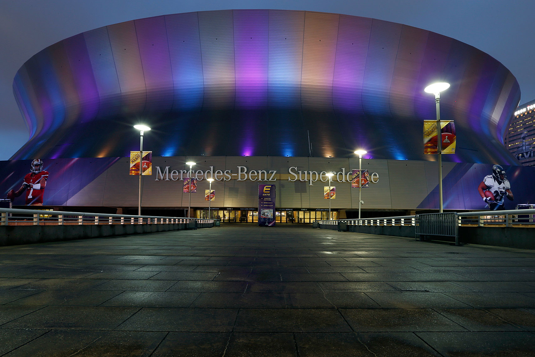 Dusk at the Superdome, site of Super Bowl XLVII 